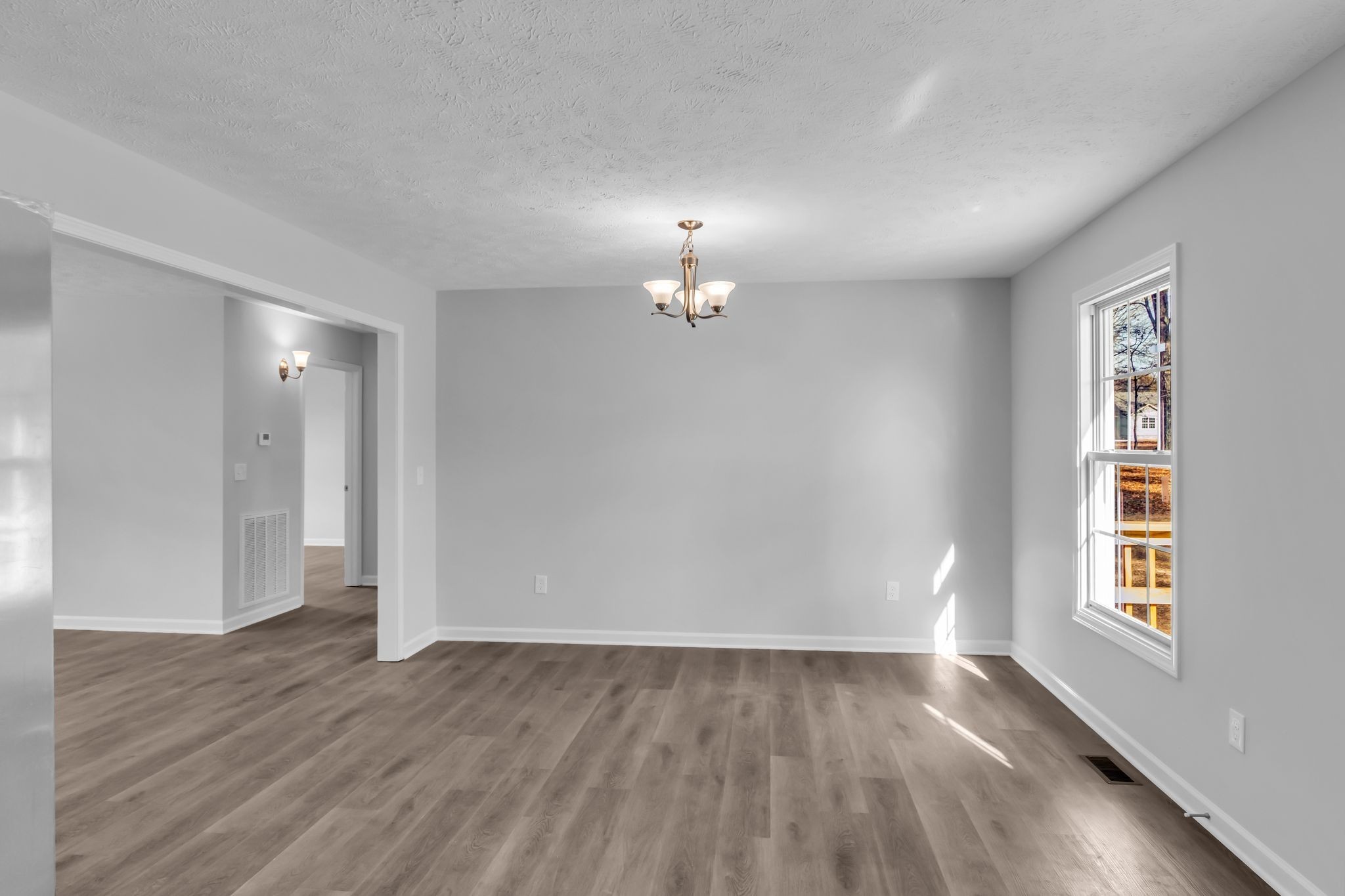 53 Sunset Falls Road Tullahoma TN 37388