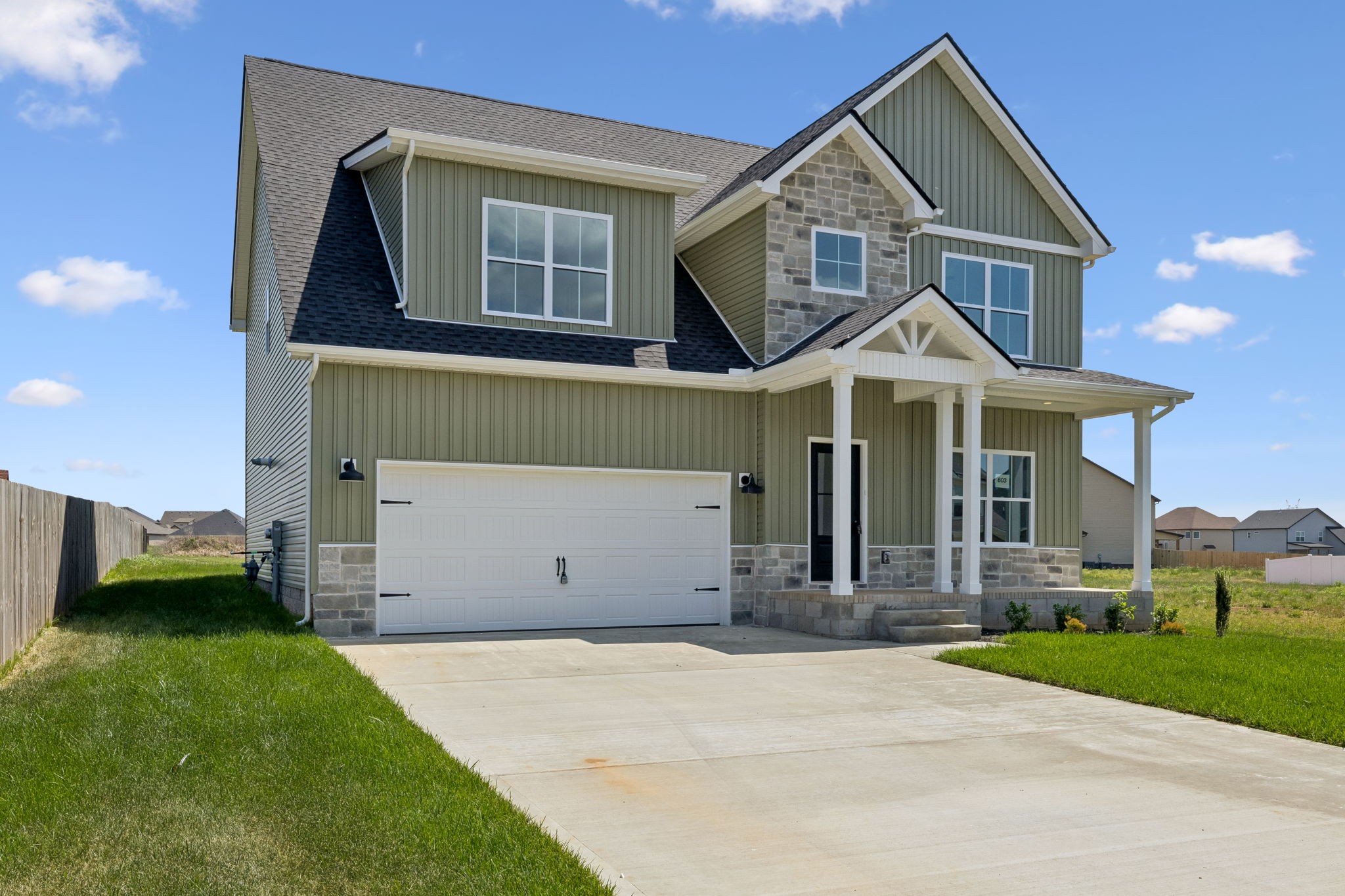 603 Summerfield Clarksville TN 37040