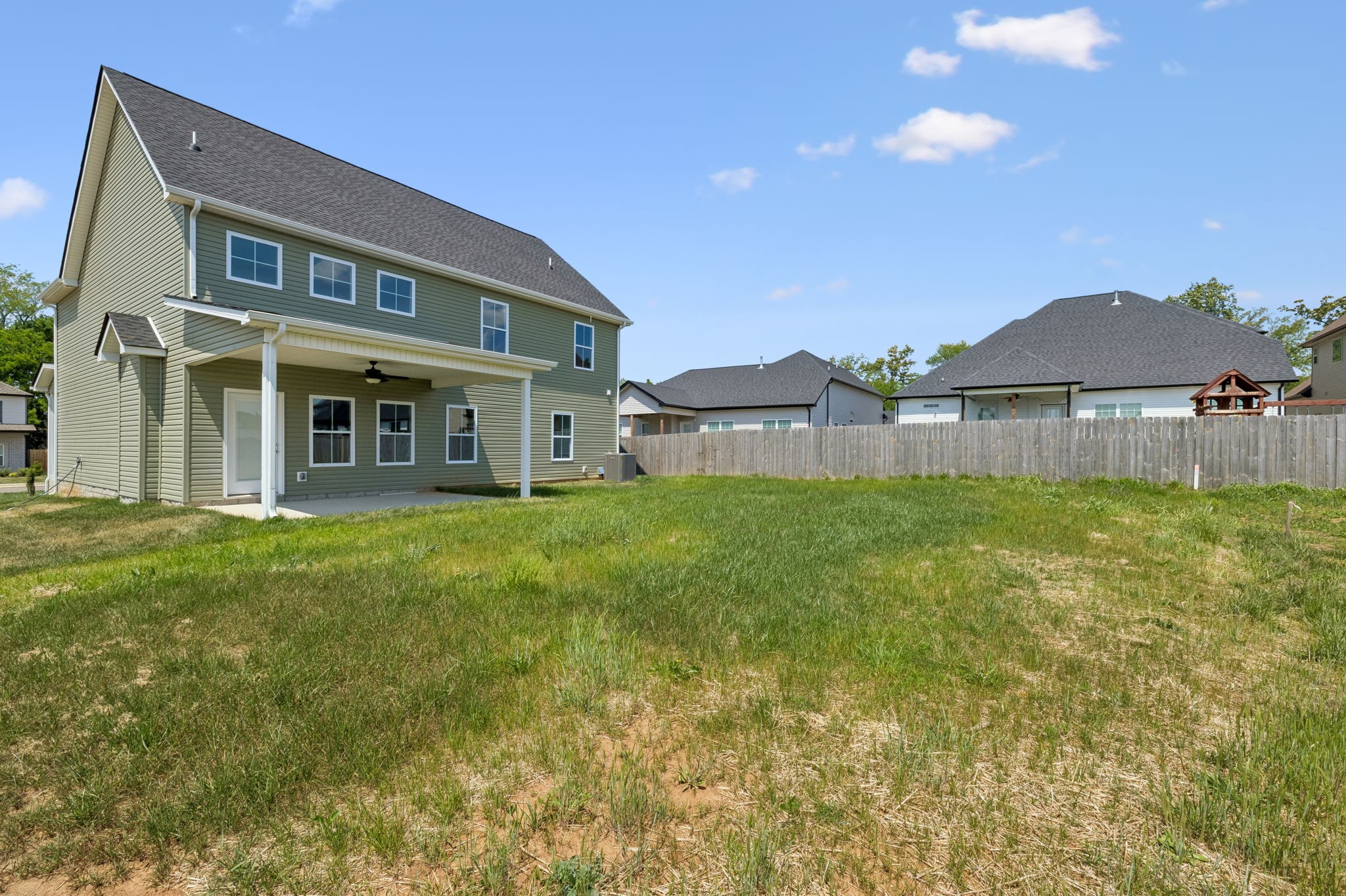 603 Summerfield Clarksville TN 37040