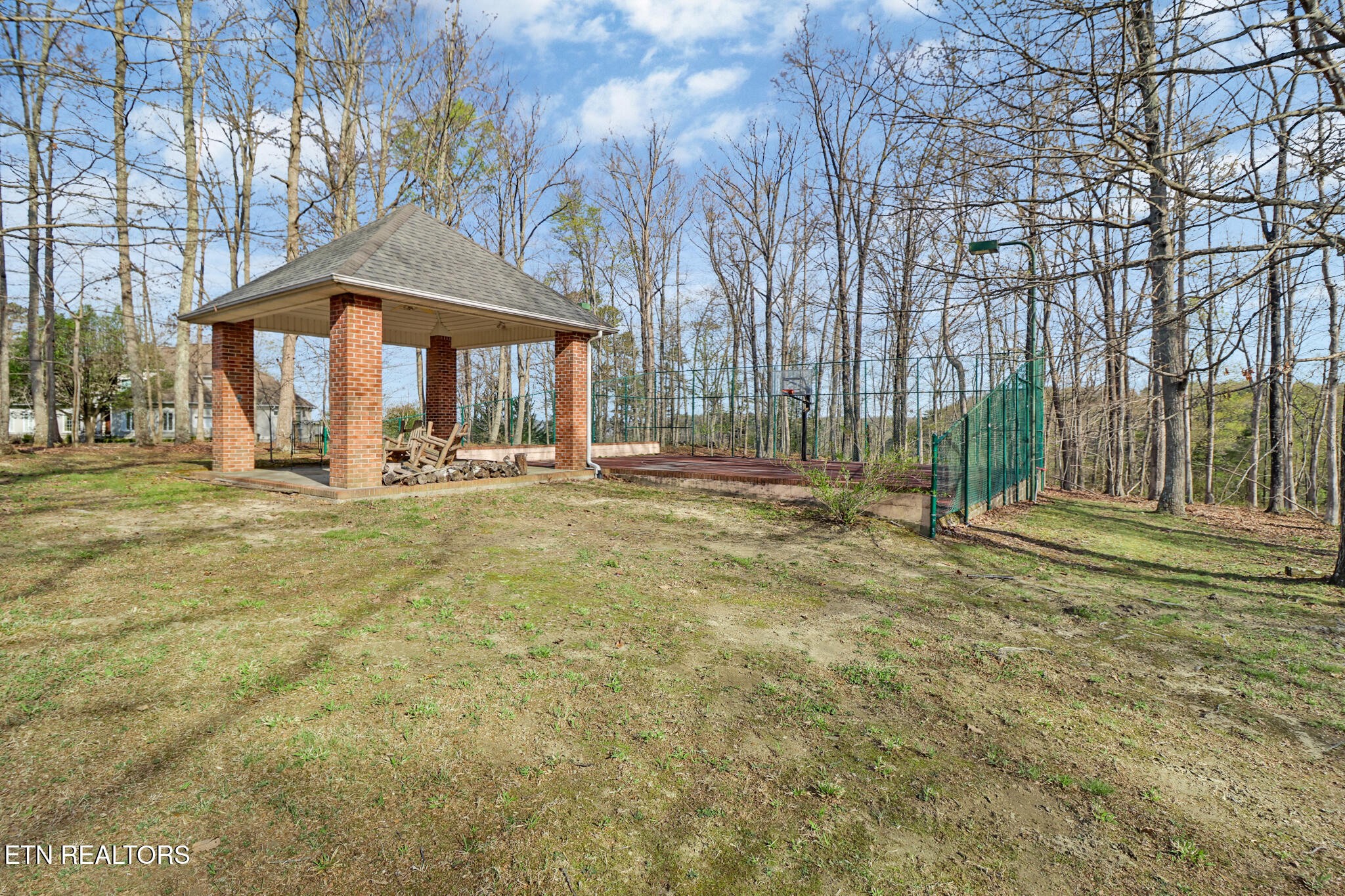 111 Charity Lane Jamestown TN 38556