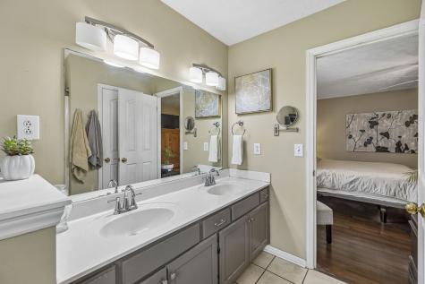 2421 S Bellah Court Murfreesboro TN 37127