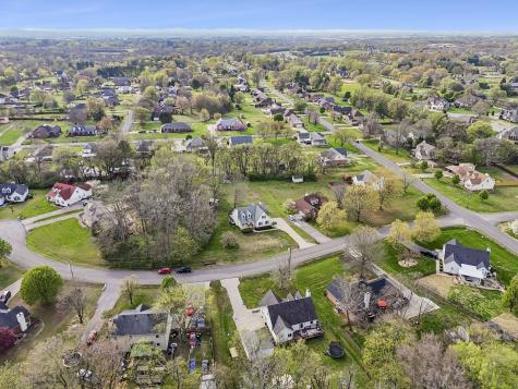 2421 S Bellah Court Murfreesboro TN 37127