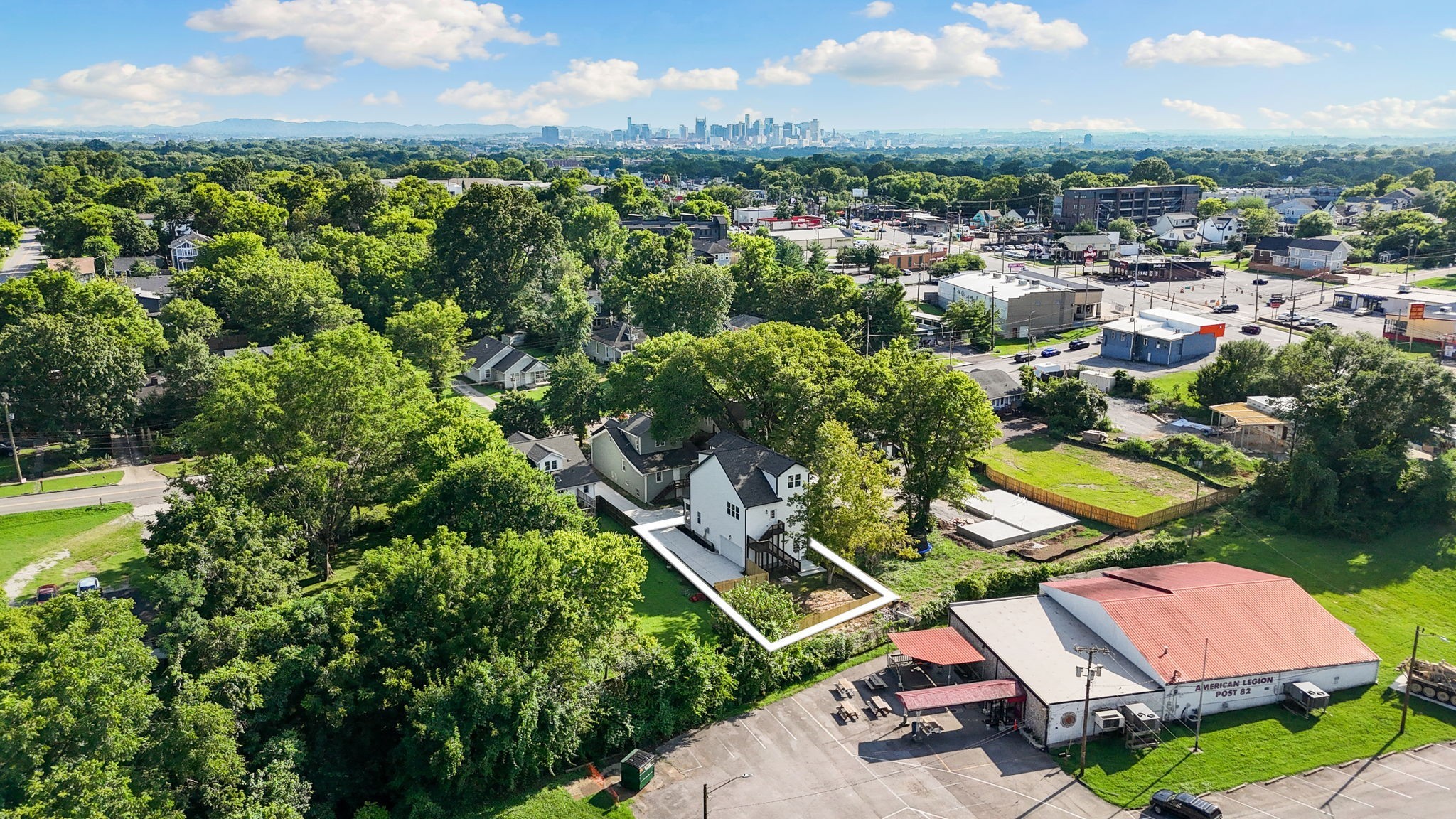 1117B Mcgavock Pike Nashville TN 37216