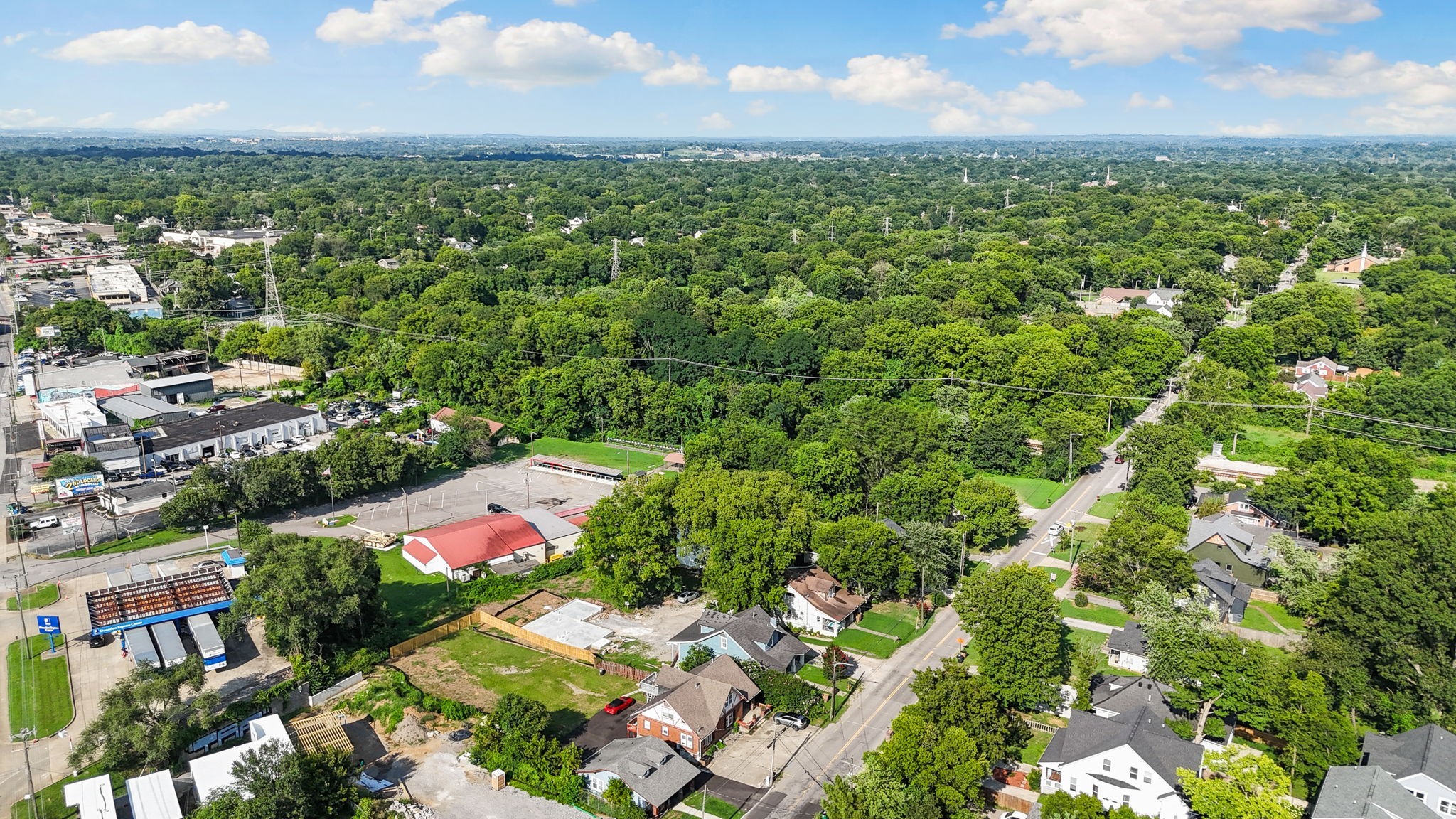 1117B Mcgavock Pike Nashville TN 37216