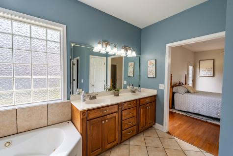 2060 Hickory Drive Springfield TN 37172