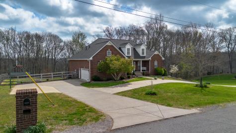 2060 Hickory Drive Springfield TN 37172