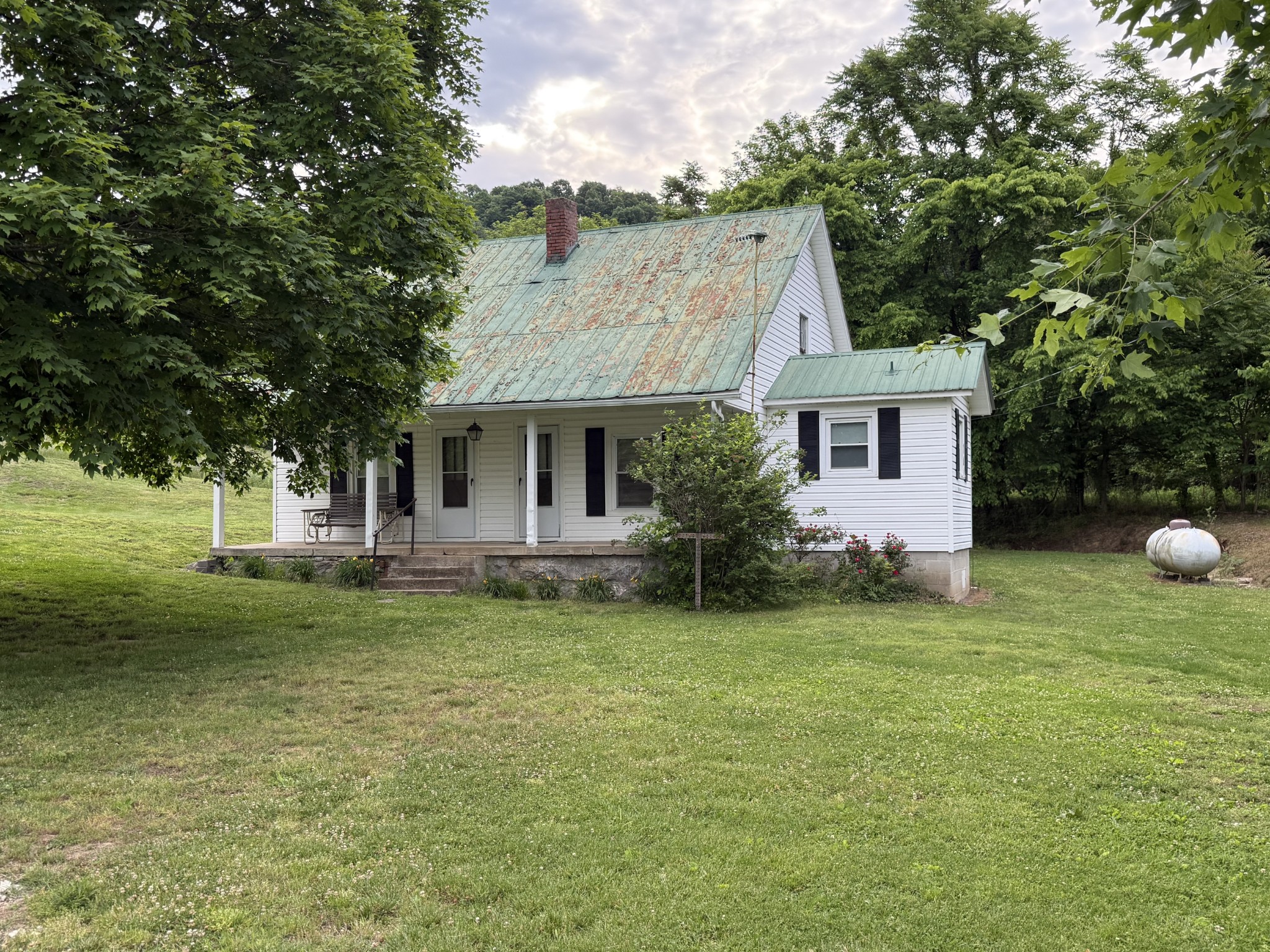 328 Young Branch Road Dixon Springs TN 37057