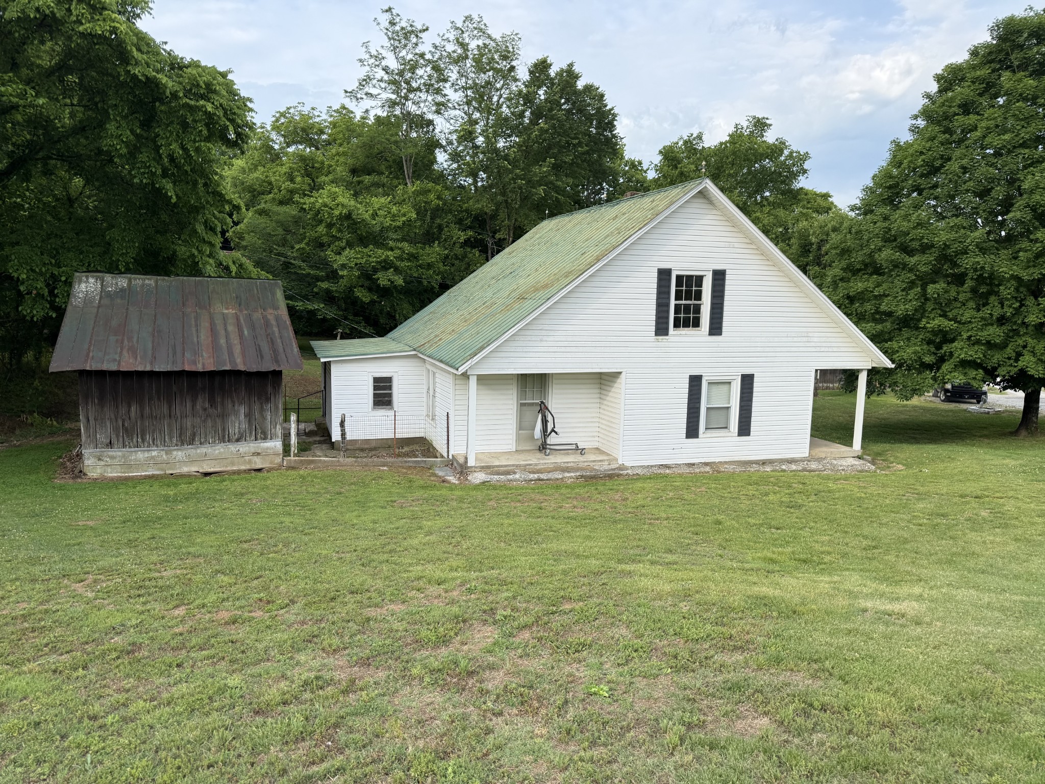 328 Young Branch Road Dixon Springs TN 37057