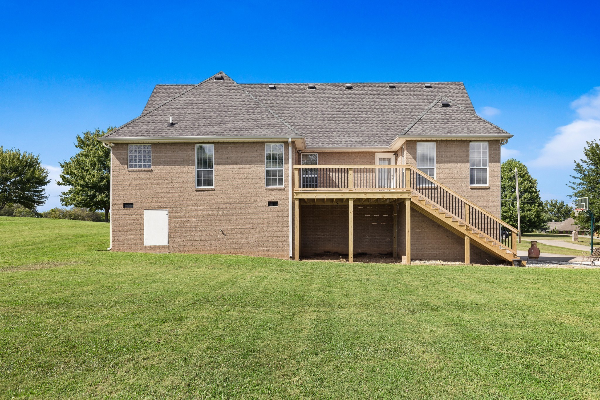 1014 Somerville Drive Cottontown TN 37048