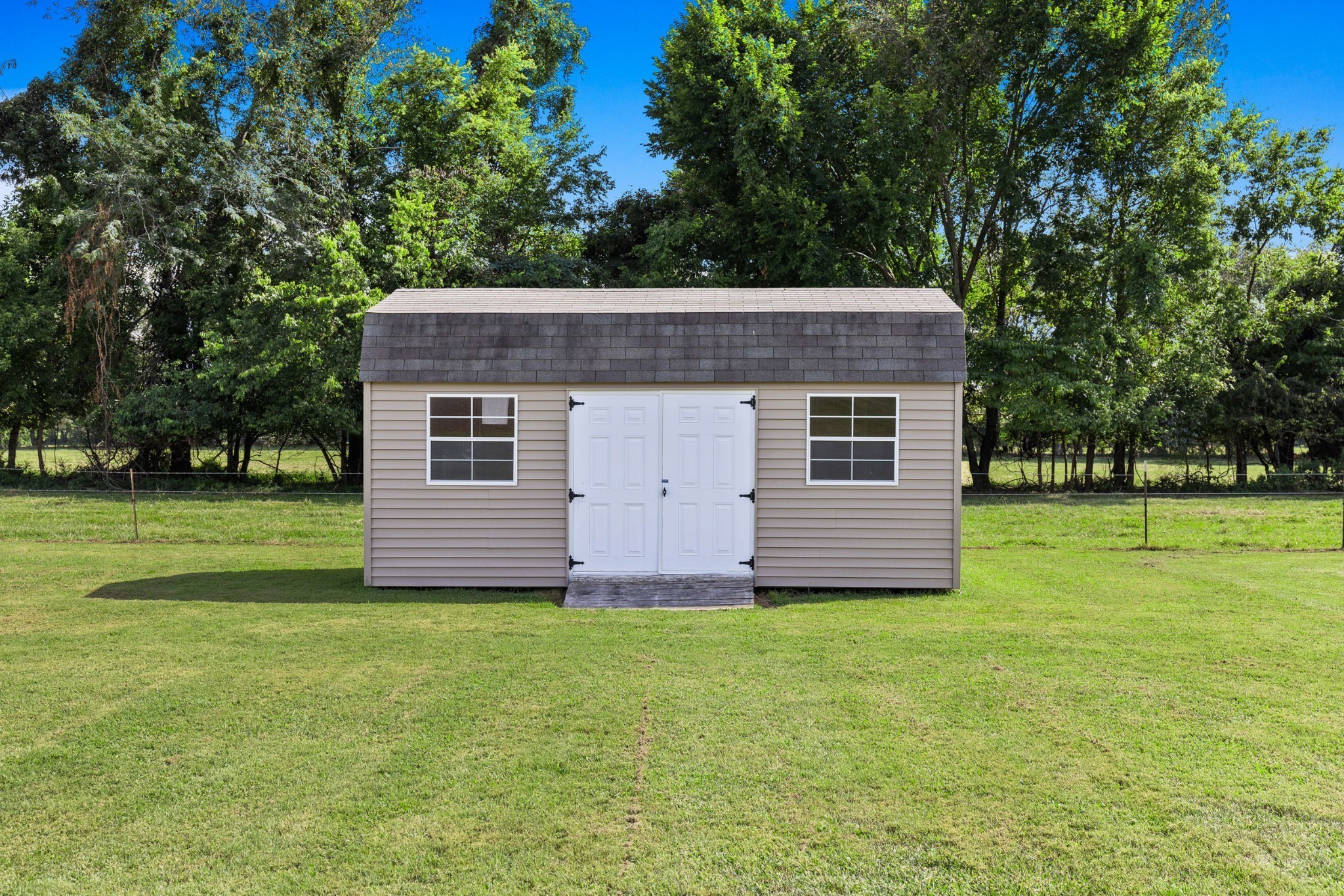 1014 Somerville Drive Cottontown TN 37048