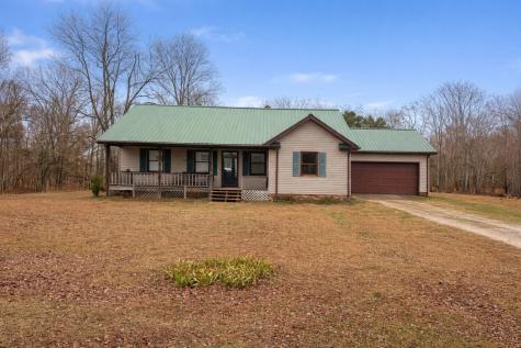 2813 She Boss Road Duck River TN 38454