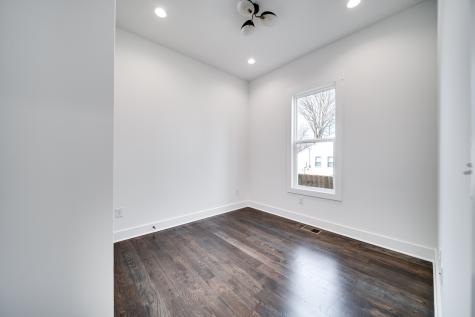 1708B 17th Ave, N Nashville TN 37208
