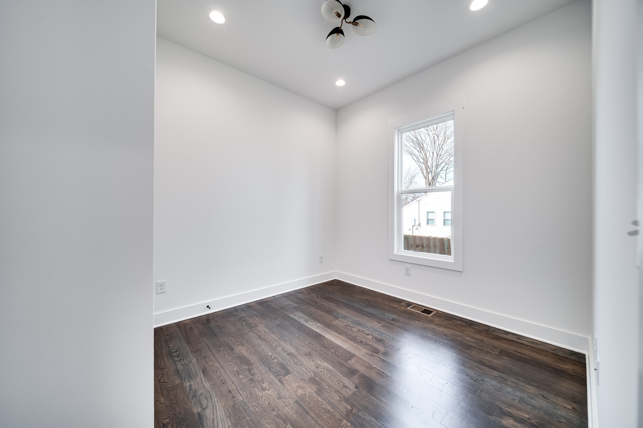 1708B 17th Ave, N Nashville TN 37208