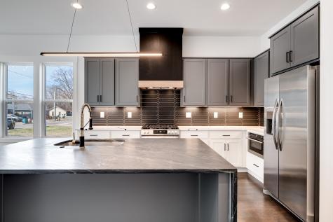 1708B 17th Ave, N Nashville TN 37208