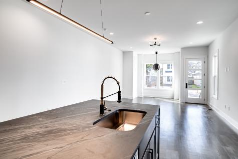 1708B 17th Ave, N Nashville TN 37208