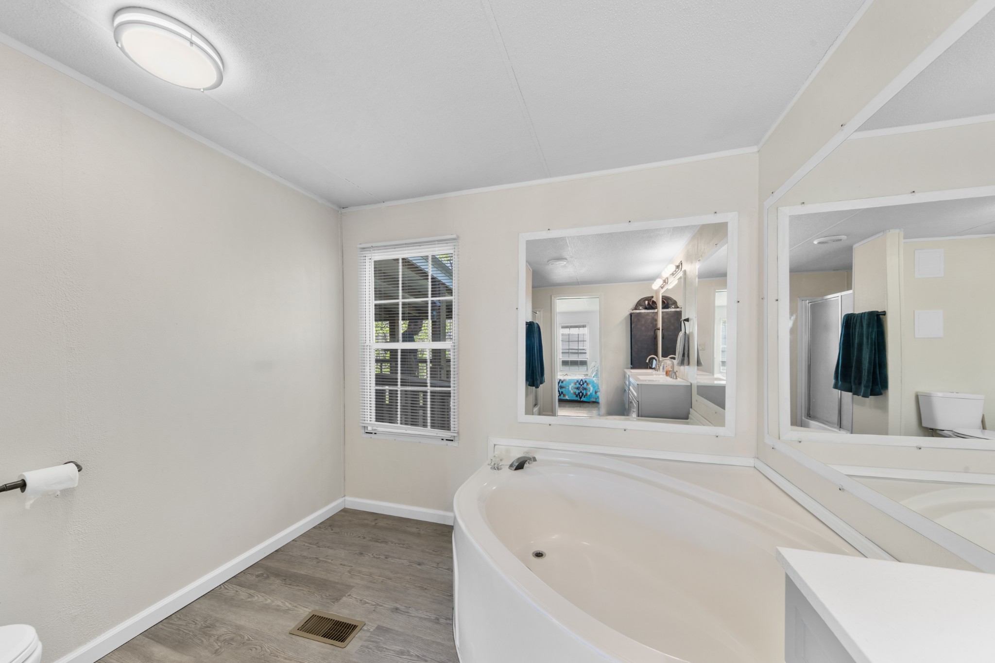 2056 Kristin Drive Centerville TN 37033