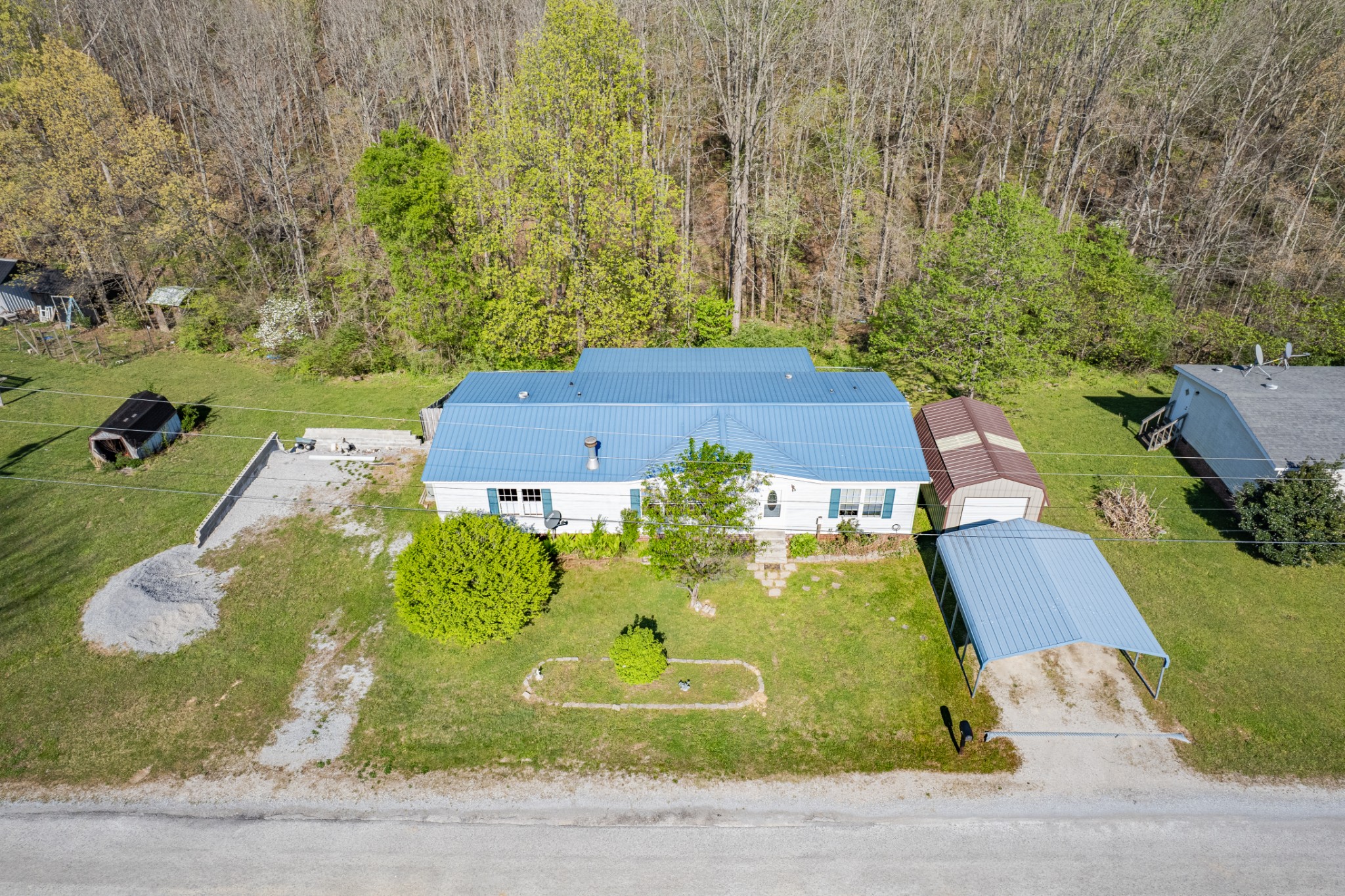 2056 Kristin Drive Centerville TN 37033