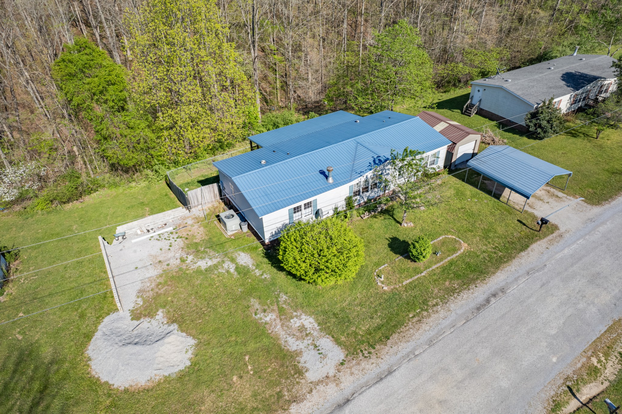 2056 Kristin Drive Centerville TN 37033