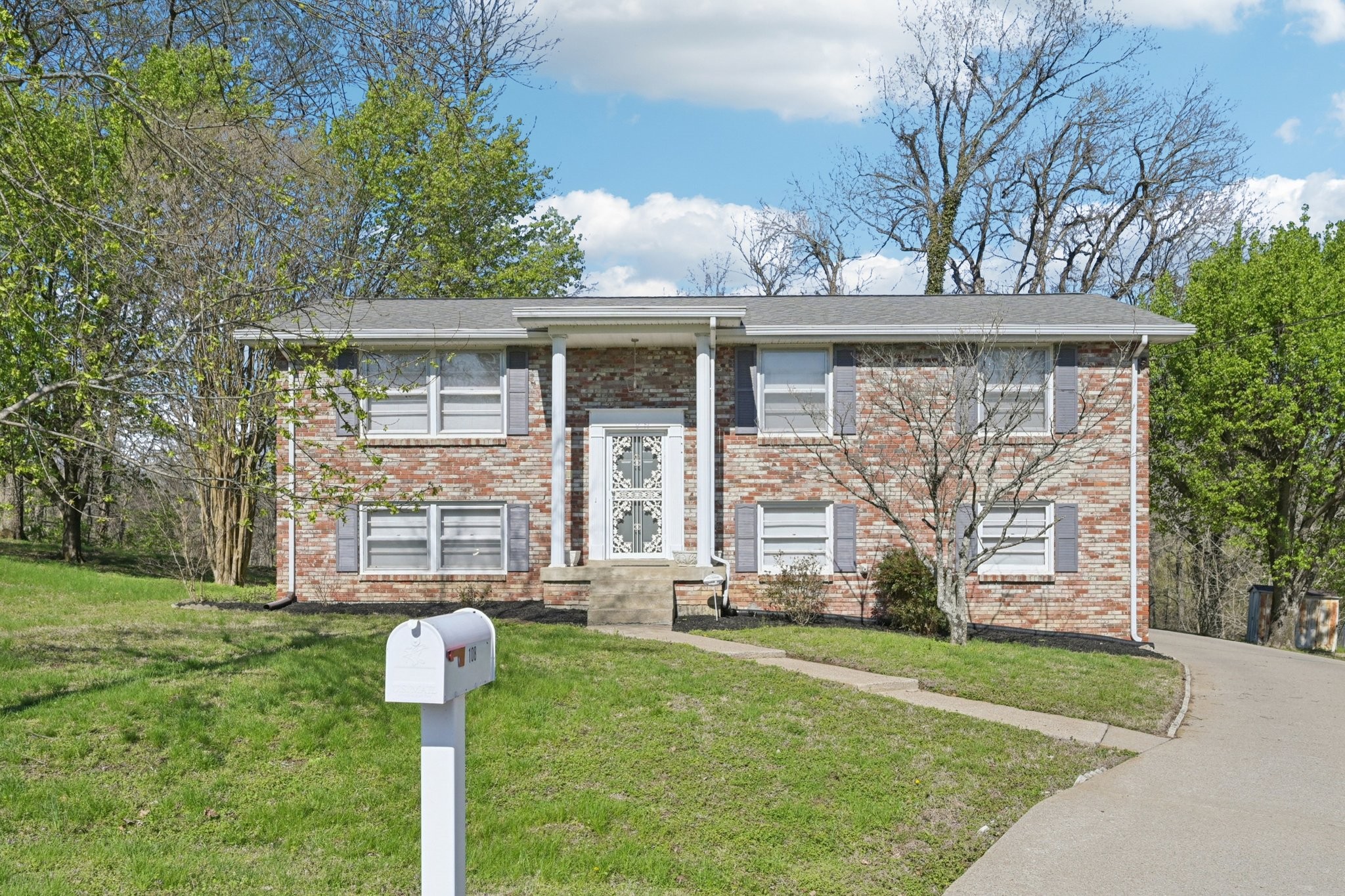 108 Jacksonian Drive Hermitage TN 37076