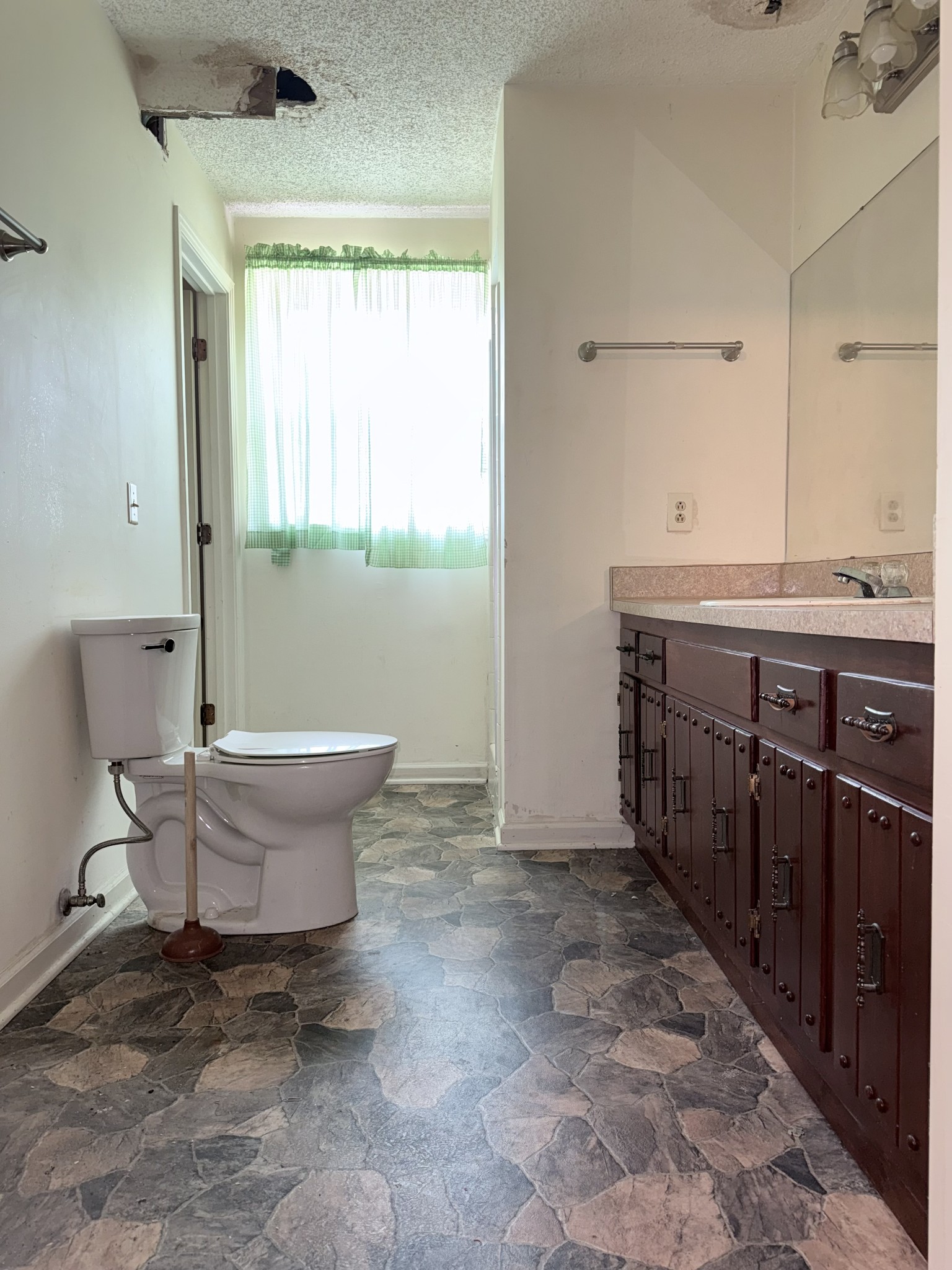2945 Edge Moor Drive Nashville TN 37217