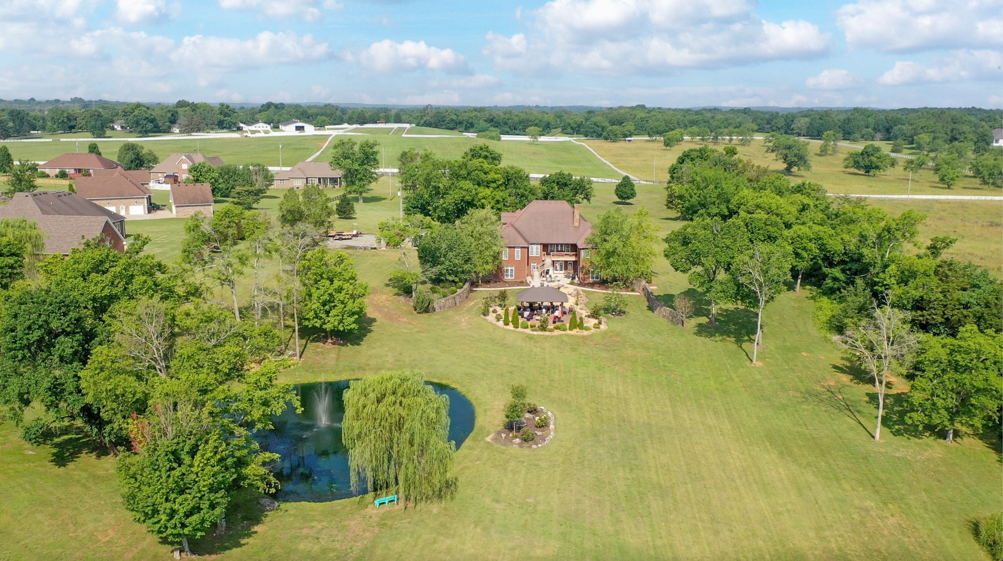 410 Jennings Ln, NW Shelbyville TN 37160