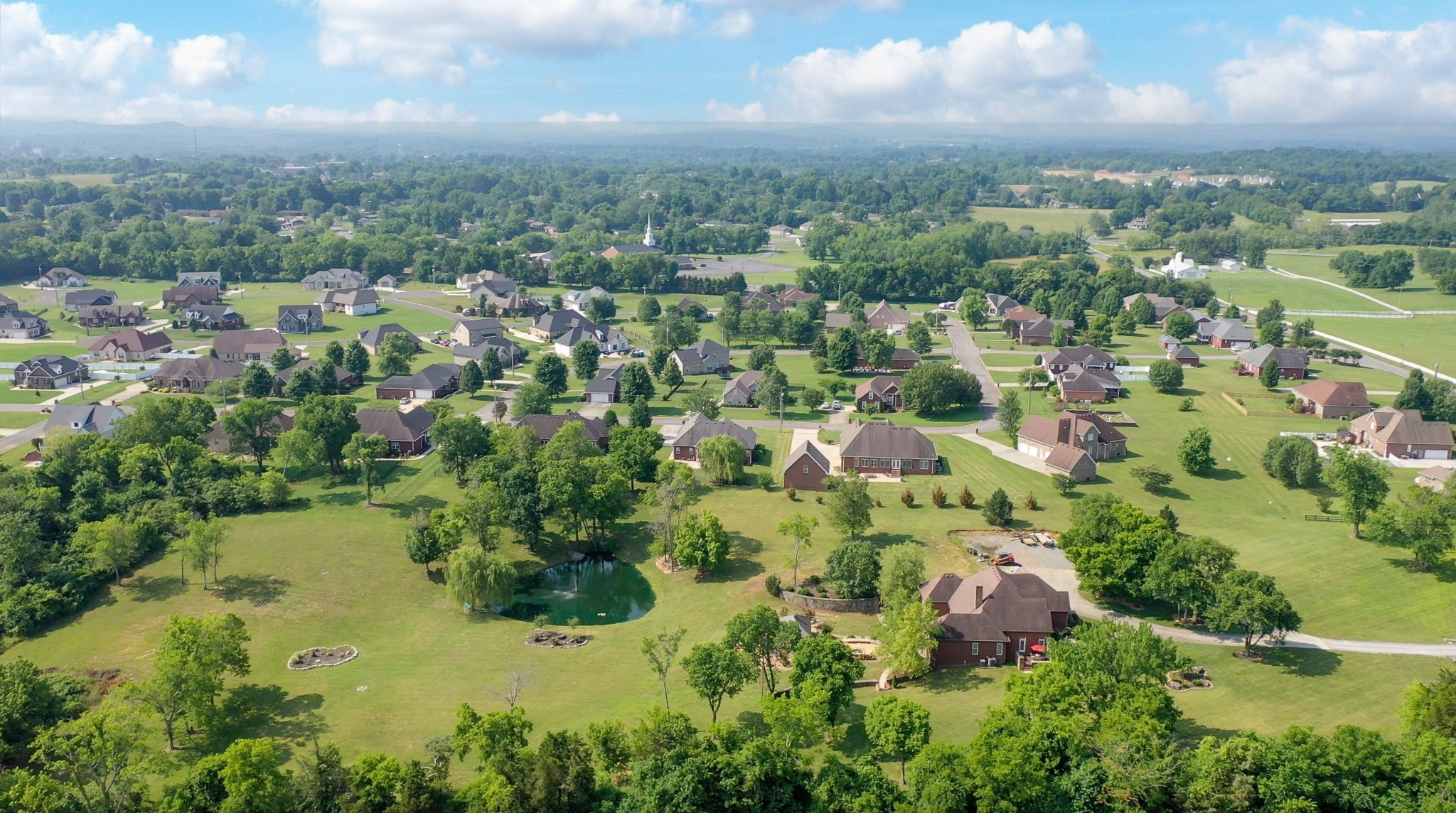 410 Jennings Ln, NW Shelbyville TN 37160