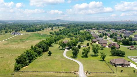 410 Jennings Ln, NW Shelbyville TN 37160