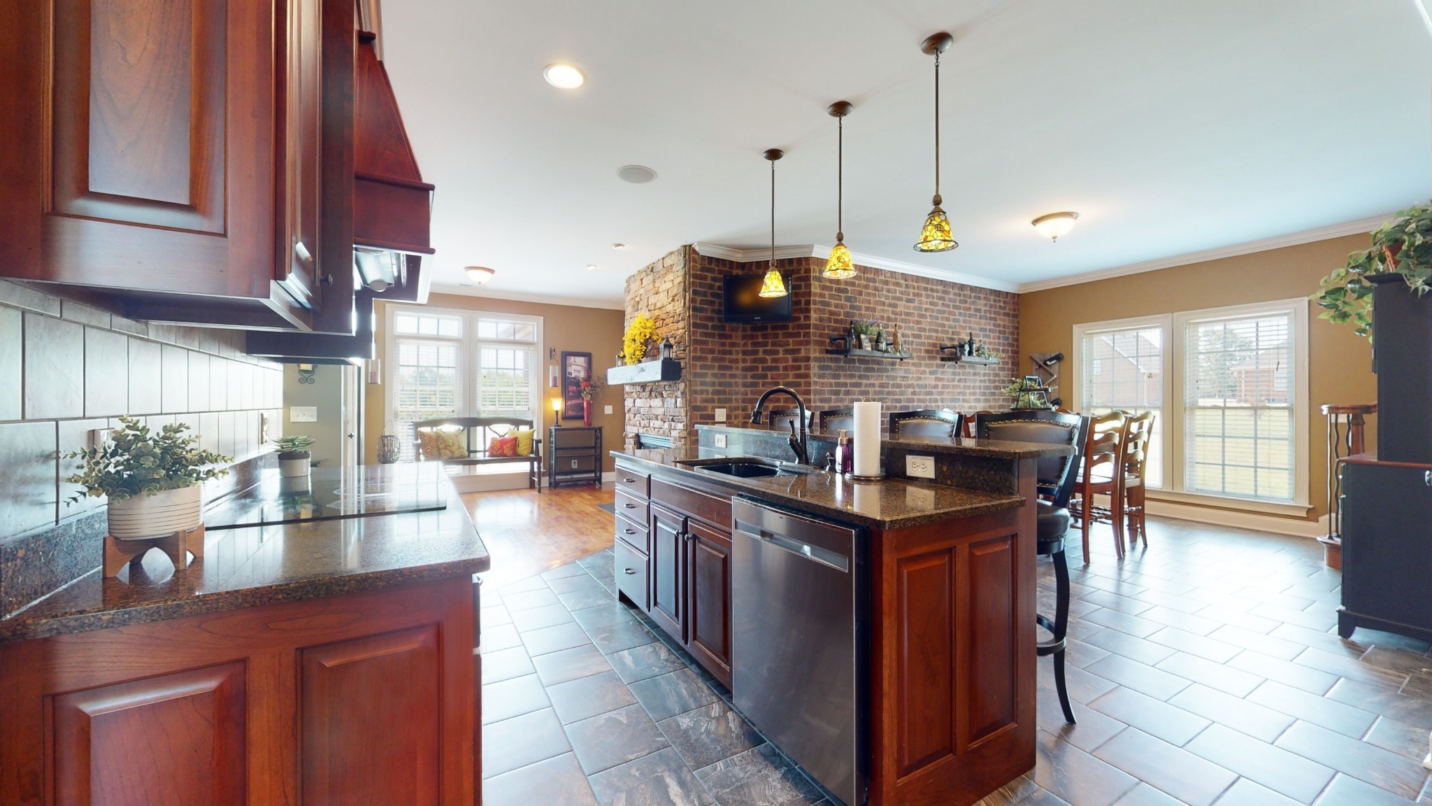 410 Jennings Ln, NW Shelbyville TN 37160