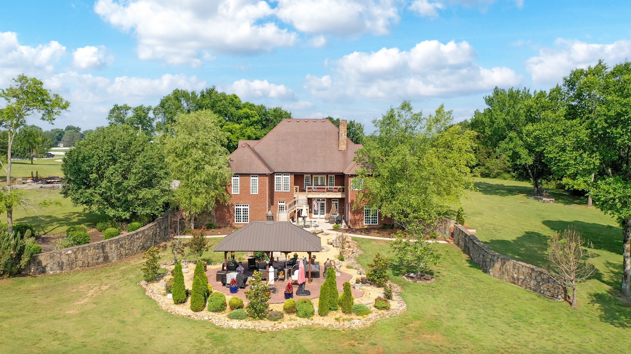 410 Jennings Ln, NW Shelbyville TN 37160