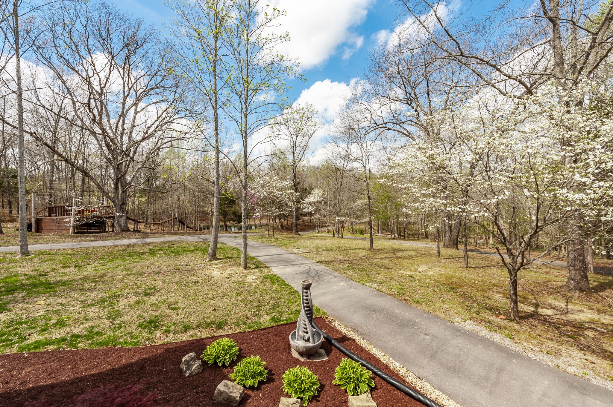 3376 Highway 52, E Bethpage TN 37022