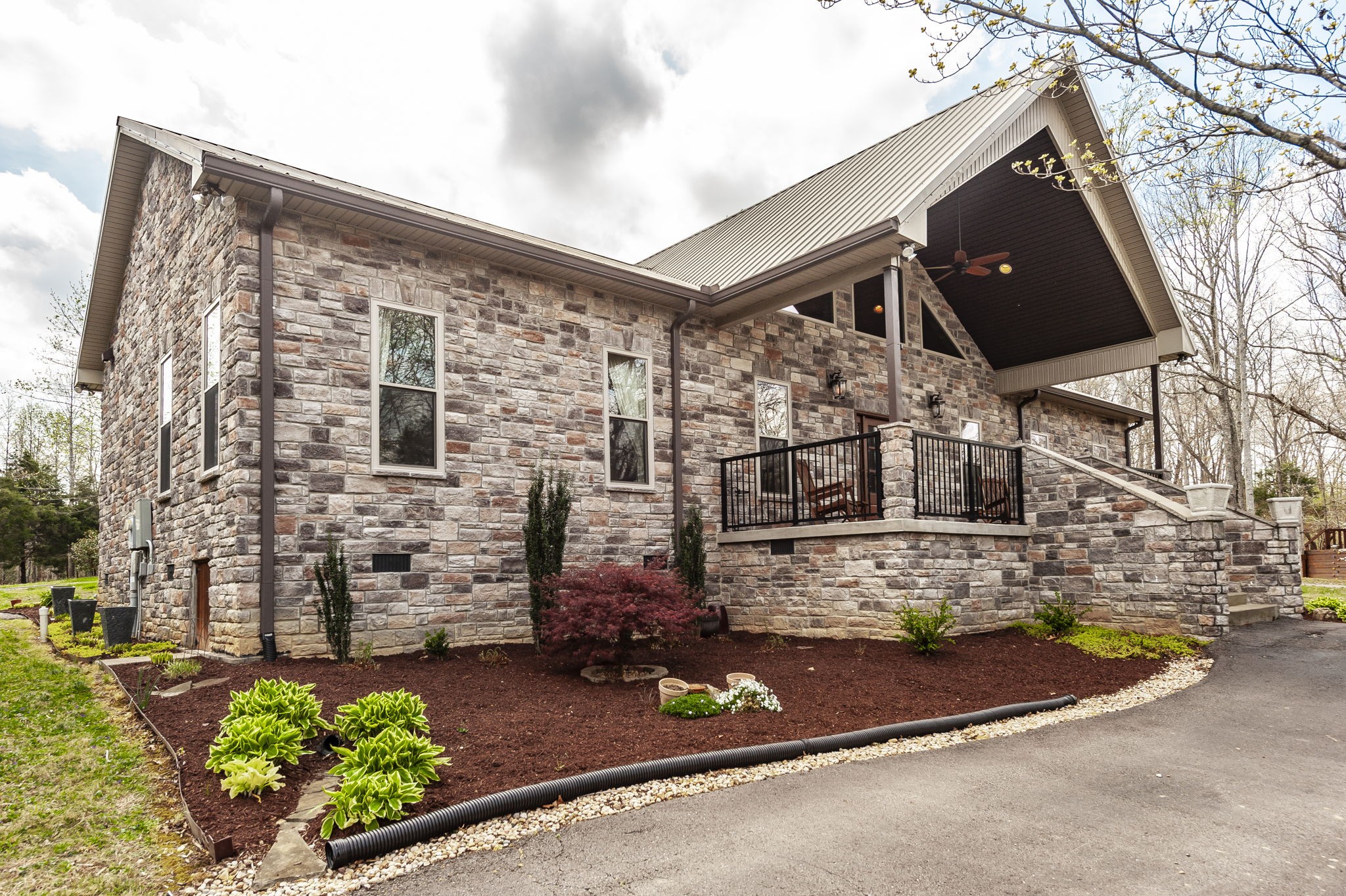3376 Highway 52, E Bethpage TN 37022