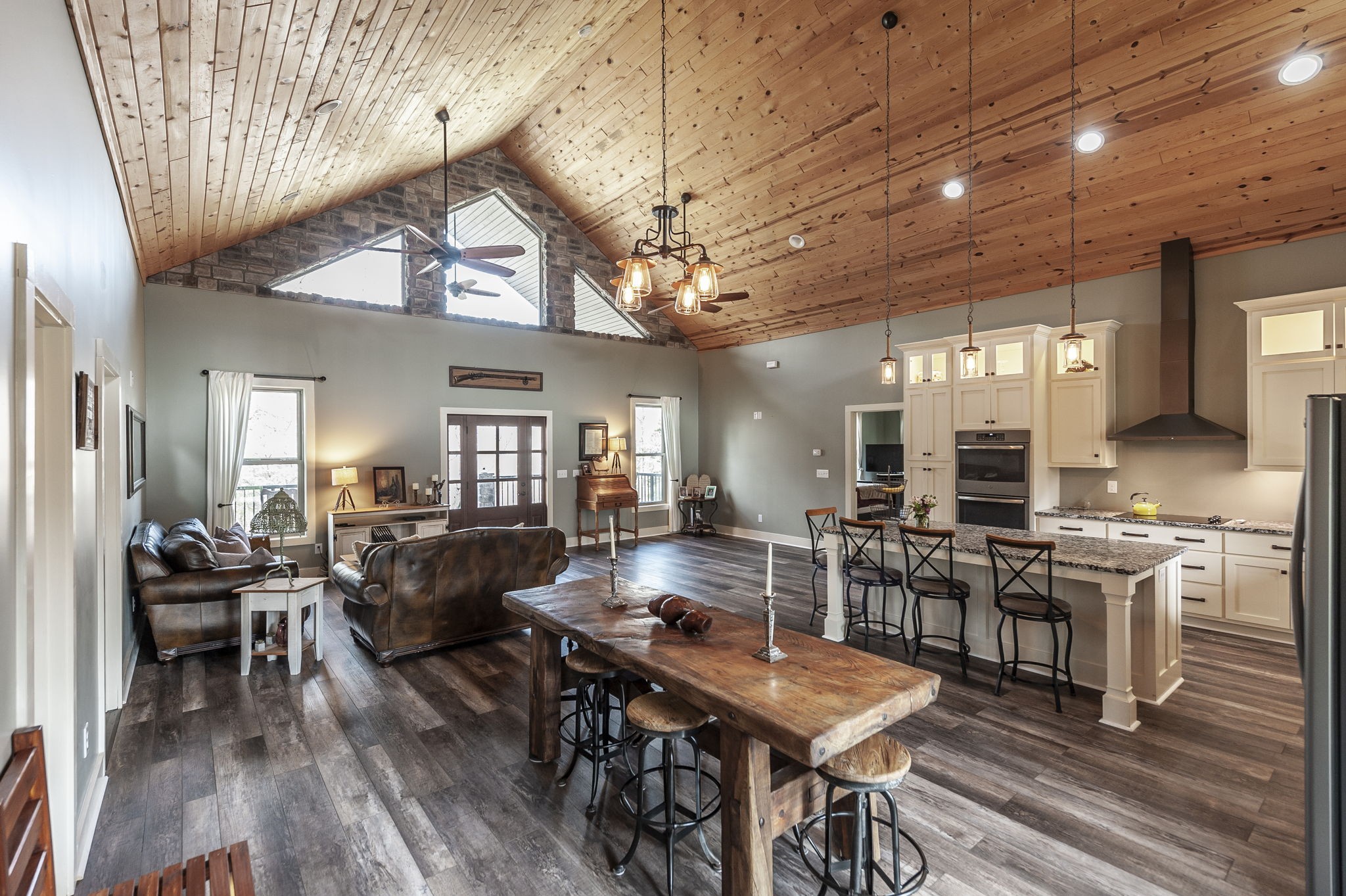 3376 Highway 52, E Bethpage TN 37022