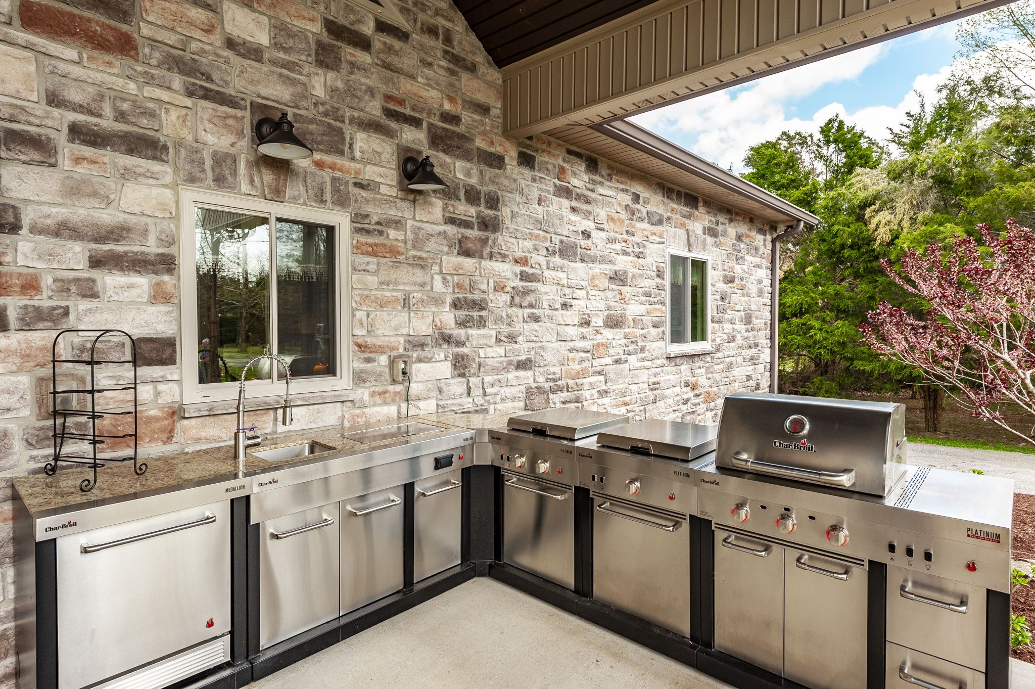3376 Highway 52, E Bethpage TN 37022