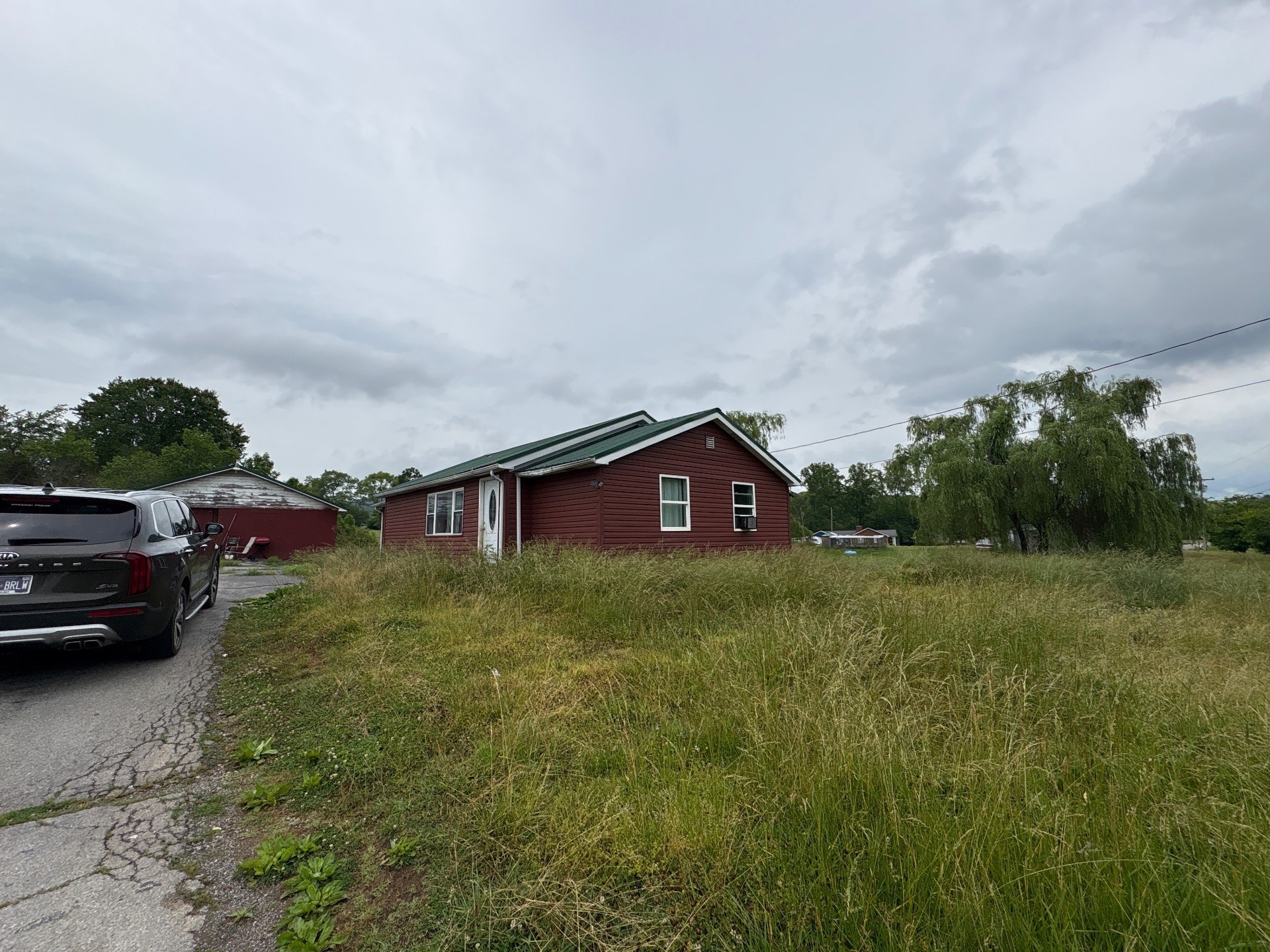 1321 Fairview Road Harriman TN 37748