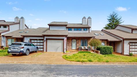 407 Country Club Court Clarksville TN 37043