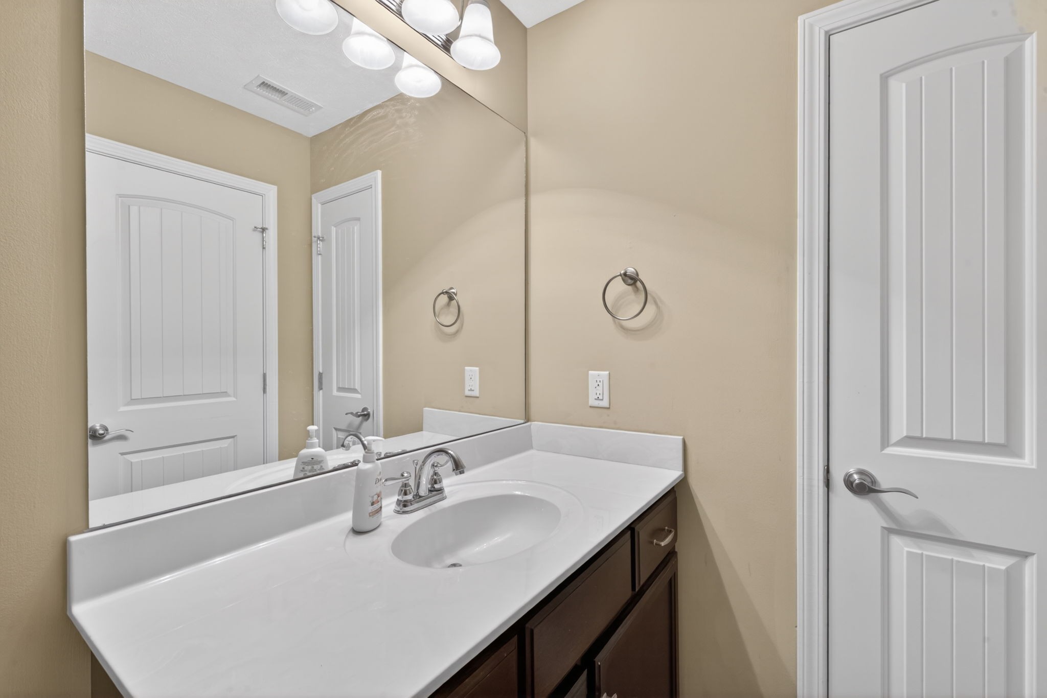 5336 Perlou Lane Murfreesboro TN 37128