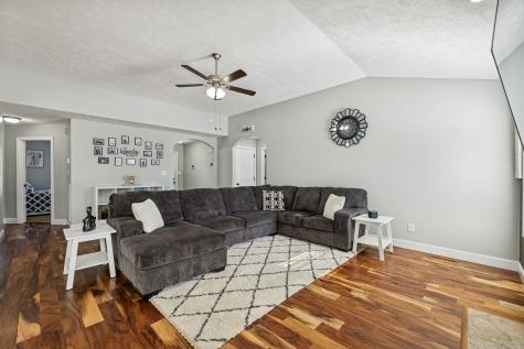 848 Shelton Circle Clarksville TN 37042