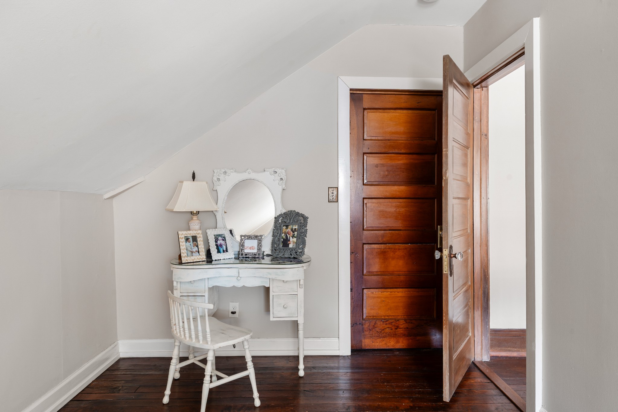 903A Russell Street Nashville TN 37206