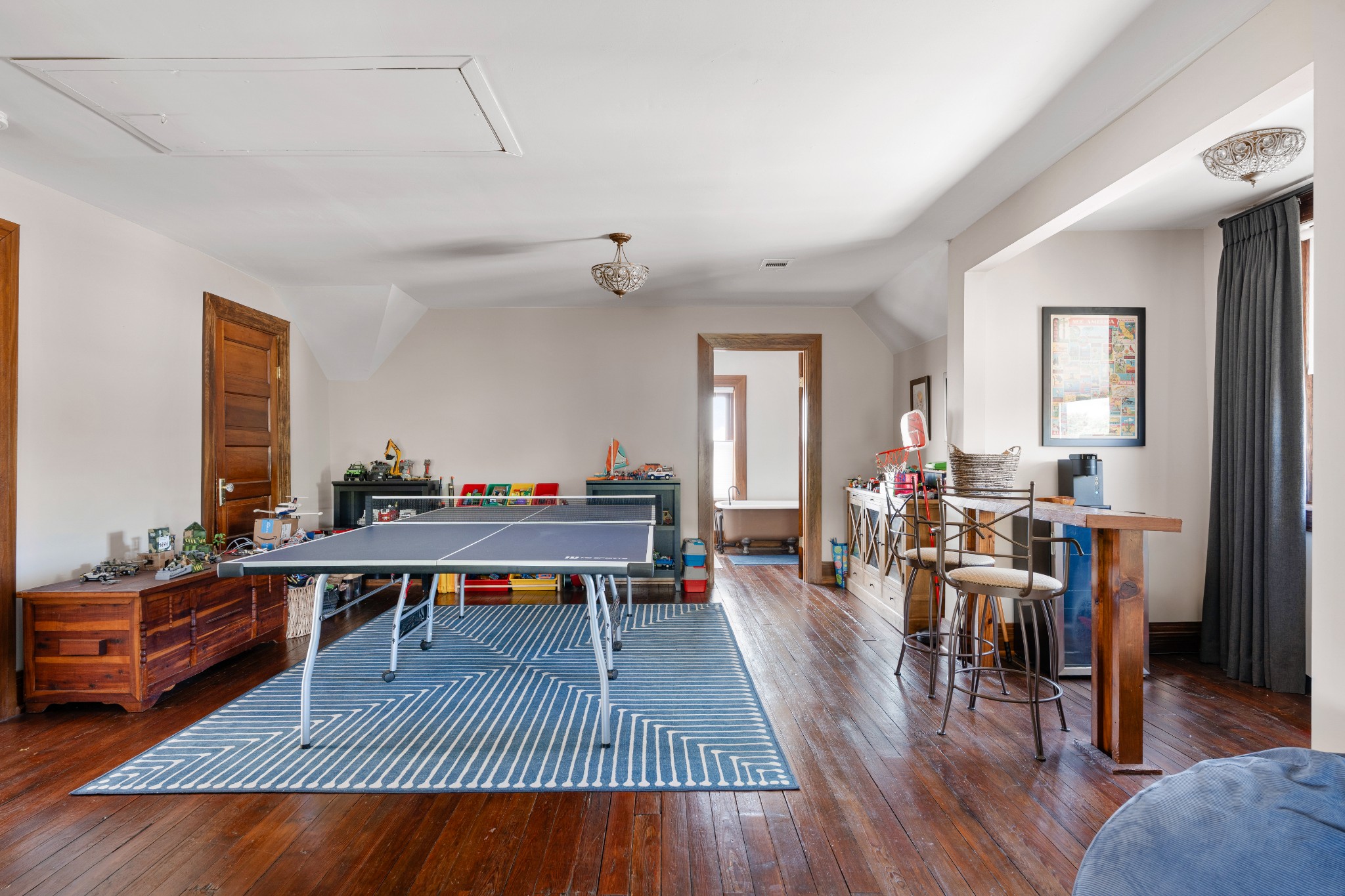 903A Russell Street Nashville TN 37206