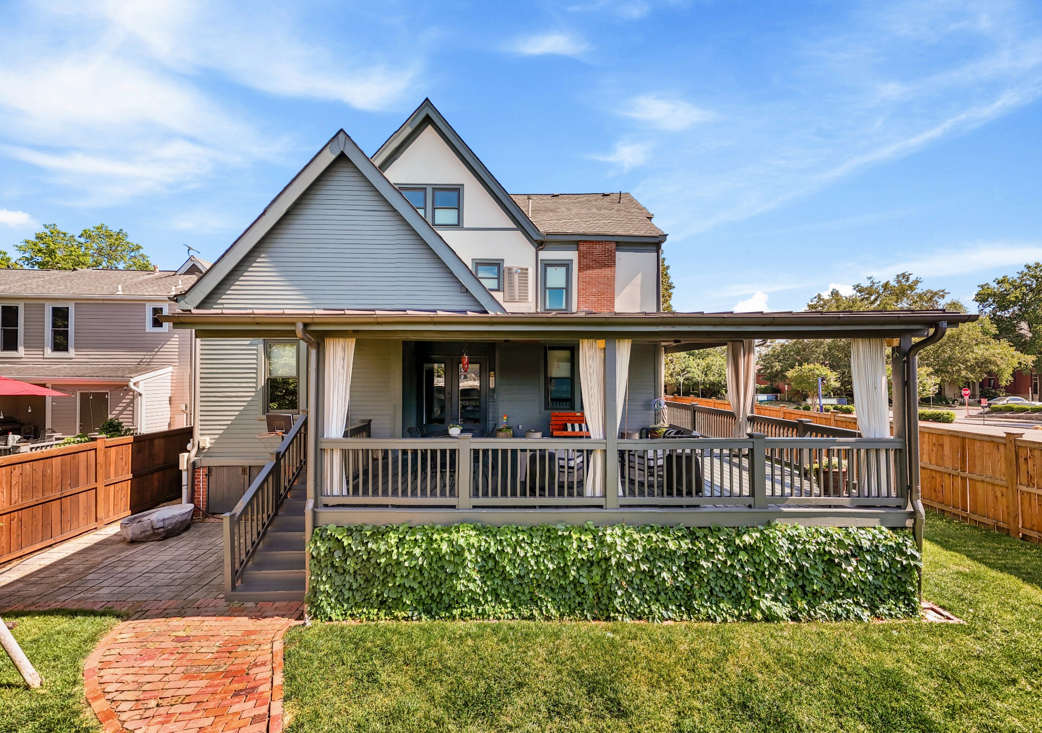 903A Russell Street Nashville TN 37206