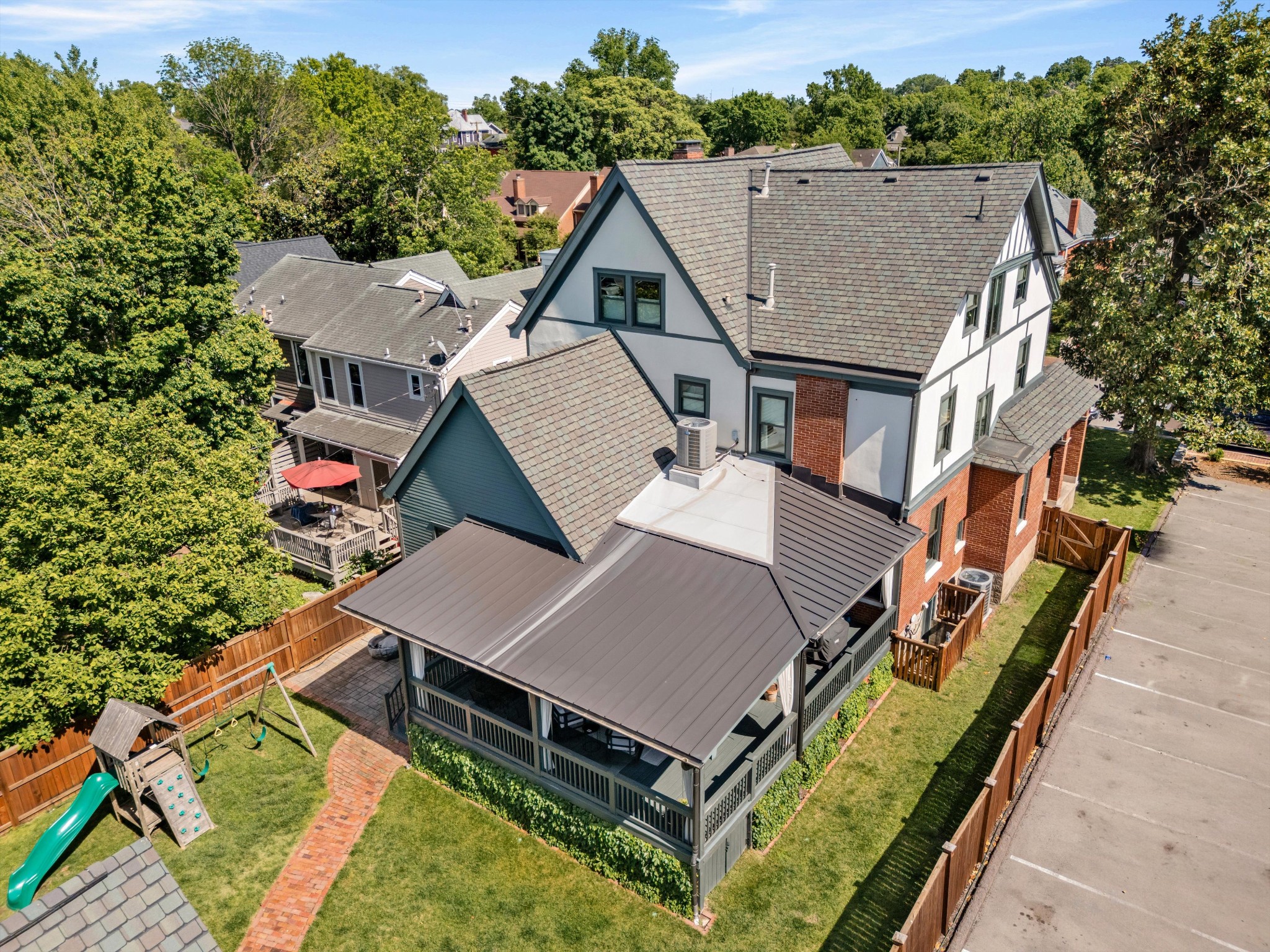 903A Russell Street Nashville TN 37206