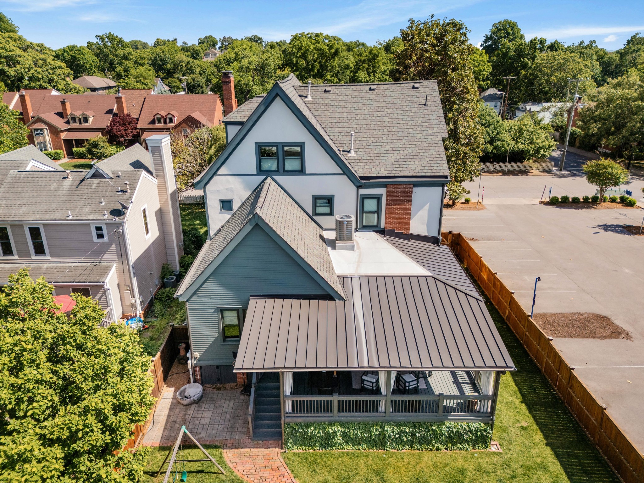 903A Russell Street Nashville TN 37206