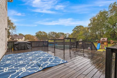 1688 Newport Place La Vergne TN 37086