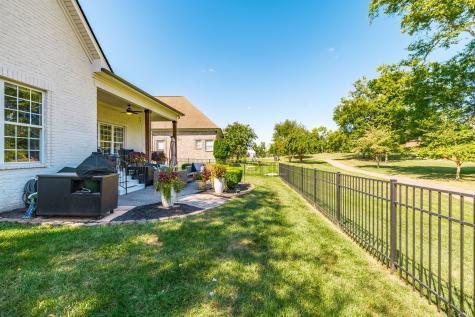 1103 Fairvue Village Lane Gallatin TN 37066