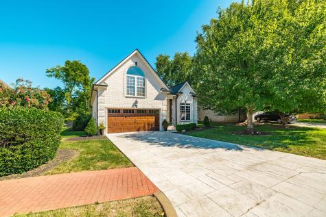 1103 Fairvue Village Lane Gallatin TN 37066