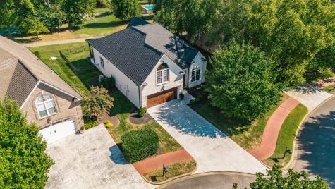 1103 Fairvue Village Lane Gallatin TN 37066