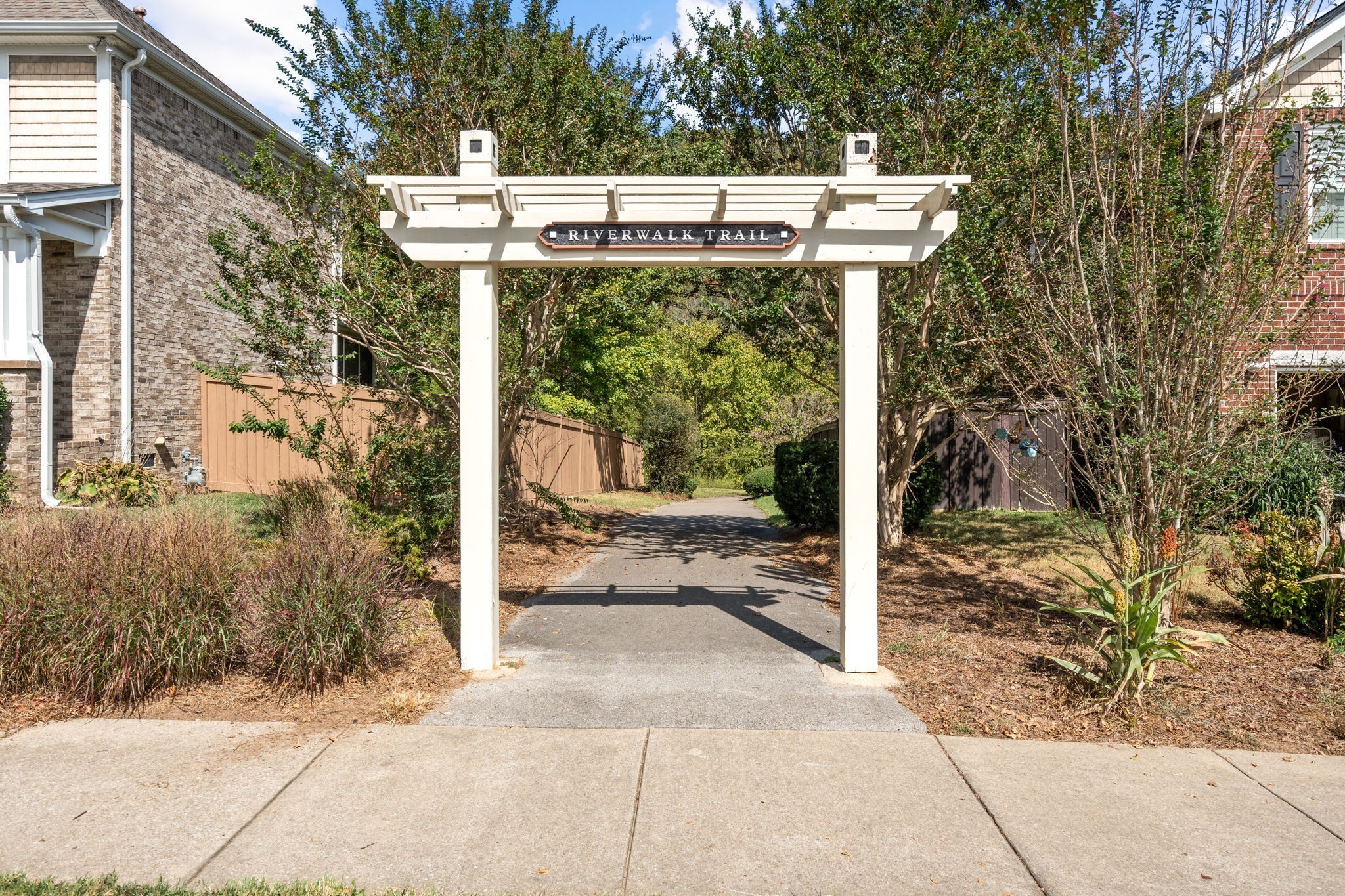 6048 Mill Tree Drive Nashville TN 37221