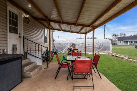 201 College St, N Cowan TN 37318