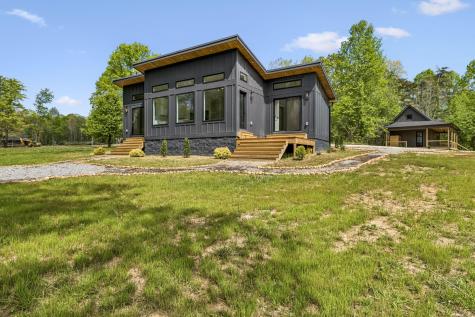 33 Dwellings Drive Tracy City TN 37387