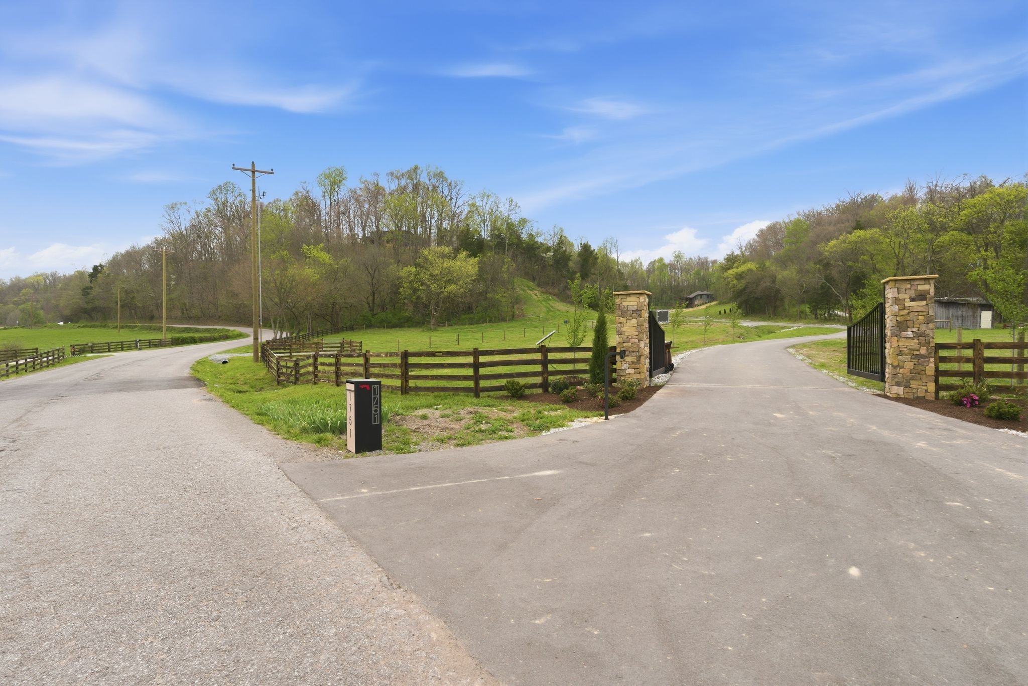 1751 Cayce Springs Road Thompsons Station TN 37179